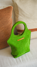 Load image into Gallery viewer, Tote Mini Halo - Fresh Lime
