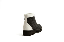 Load image into Gallery viewer, RESCHIO COMBAT BOOT BLACK &amp; WHITE
